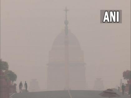 Air quality in Delhi slightly improves, moves to 'poor' category | Air quality in Delhi slightly improves, moves to 'poor' category Air quality in Delhi slightly improves, moves to 'poor' category | Air quality in Delhi slightly improves, moves to 'poor' category