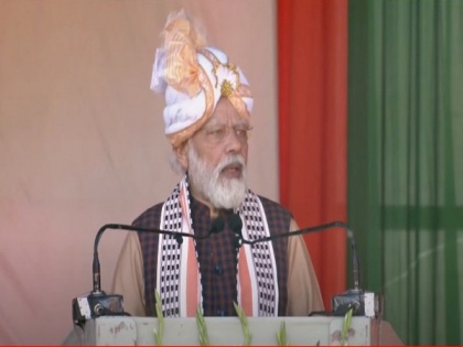 PM Modi embraces Manipur culture in unique traditional Meitei headgear | PM Modi embraces Manipur culture in unique traditional Meitei headgear