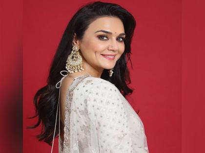 Wishes pour in from Bollywood for birthday girl Preity Zinta! | Wishes pour in from Bollywood for birthday girl Preity Zinta!