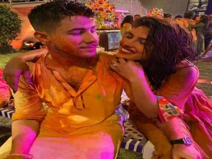 Nick Jonas celebrates his first Holi with Priyanka Chopra in Mumbai | Nick Jonas celebrates his first Holi with Priyanka Chopra in Mumbai