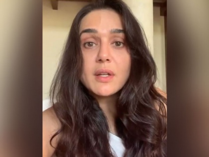 Preity Zinta shares video message from 'Day 5 of quarantine', urges people to be compassionate amid pandemic | Preity Zinta shares video message from 'Day 5 of quarantine', urges people to be compassionate amid pandemic