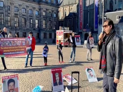 Baloch activists hold protest in solidarity with families whose members subject to enforced disappearances | Baloch activists hold protest in solidarity with families whose members subject to enforced disappearances