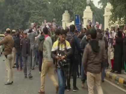 Anti-US protest in Delhi against Suleim's killing | Anti-US protest in Delhi against Suleim's killing