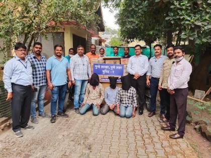 Three held for stealing equipment worth Rs 60 lakhs from mobile towers in Pune | Three held for stealing equipment worth Rs 60 lakhs from mobile towers in Pune