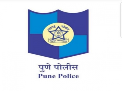 FIR registered in Pune against 13 for violating lockdown | FIR registered in Pune against 13 for violating lockdown