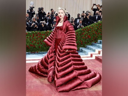 Gigi Hadid turns heads in red corset at Met Gala 2022 | Gigi Hadid turns heads in red corset at Met Gala 2022