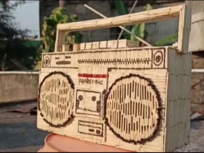 Puri artist crafts replica of 1980s stereo by matchsticks to mark World Radio Day | Puri artist crafts replica of 1980s stereo by matchsticks to mark World Radio Day