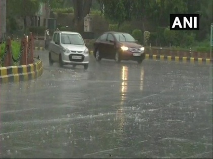 Respite from heat for Delhiites as rain continued for second day | Respite from heat for Delhiites as rain continued for second day
