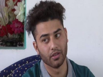 J-K: Rajouri boy emerges as inspiration for youth after qualifying for KAS in first attempt | J-K: Rajouri boy emerges as inspiration for youth after qualifying for KAS in first attempt