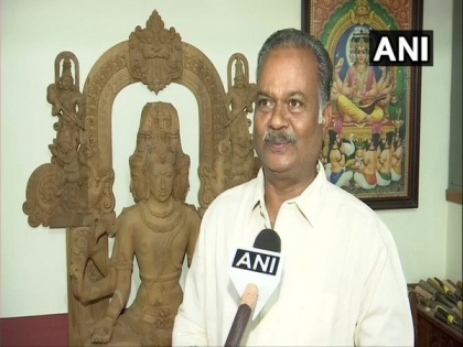 Karnataka craftsman delighted to see Lord Ram idol sculpted by him gifted to PM during 'bhoomi pujan' | Karnataka craftsman delighted to see Lord Ram idol sculpted by him gifted to PM during 'bhoomi pujan'