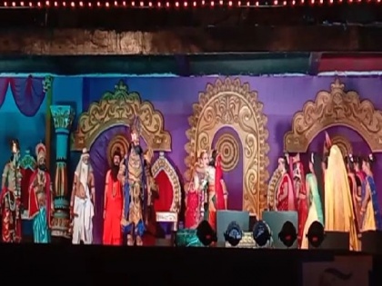 Artistes of different faiths perform at Prayagraj Ramlila, set example of communal harmony | Artistes of different faiths perform at Prayagraj Ramlila, set example of communal harmony