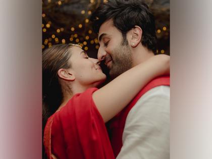 Parents-to-be Ranbir-Alia return to Mumbai from Italian babymoon. See pictures | Parents-to-be Ranbir-Alia return to Mumbai from Italian babymoon. See pictures