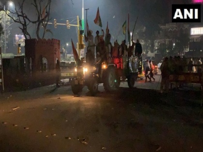 Delhi Police registers 15 FIRs in connection with violence during farmers' tractor rally | Delhi Police registers 15 FIRs in connection with violence during farmers' tractor rally