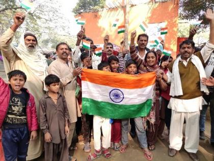 Delhi: Hindu refugees at Majnu-Ka-Tila eagerly waiting for passage of Citizenship (Amendment) Bill 2019 in RS | Delhi: Hindu refugees at Majnu-Ka-Tila eagerly waiting for passage of Citizenship (Amendment) Bill 2019 in RS