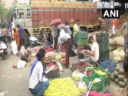 WPI inflation soars to 14.55 pc in March on rise in fuel, metal prices | WPI inflation soars to 14.55 pc in March on rise in fuel, metal prices