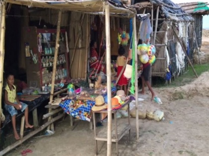 COVID-19 pandemic, Amphan cyclone, fall in tourism hit small businesses in East Midnapore | COVID-19 pandemic, Amphan cyclone, fall in tourism hit small businesses in East Midnapore