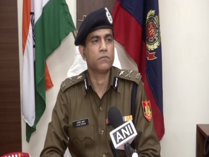 Police embedded road spikes, concretised jersey barriers at Ghazipur border after Jan 26 violence: Delhi Jt Commissioner | Police embedded road spikes, concretised jersey barriers at Ghazipur border after Jan 26 violence: Delhi Jt Commissioner