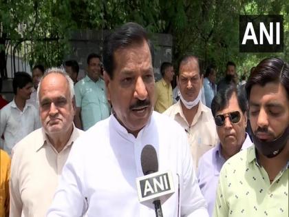 Anti-encroachment drive near Shaheen Bagh postponed: SDMC | Anti-encroachment drive near Shaheen Bagh postponed: SDMC Anti-encroachment drive near Shaheen Bagh postponed: SDMC | Anti-encroachment drive near Shaheen Bagh postponed: SDMC