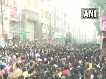 Devotees throng Meenakshi Temple on 'annual chariot festival' in Madurai | Devotees throng Meenakshi Temple on 'annual chariot festival' in Madurai