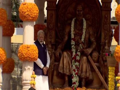 PM Modi unveils statue of Chhatrapati Shivaji Maharaj in Pune | PM Modi unveils statue of Chhatrapati Shivaji Maharaj in Pune