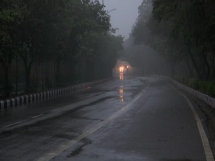 IMD predicts rain in Delhi-NCR in next 2 hrs | IMD predicts rain in Delhi-NCR in next 2 hrs