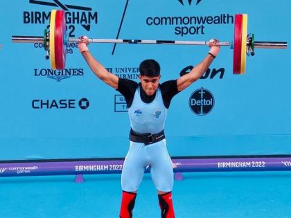 Anurag Thakur congratulates weightlifter Sanket Sargar for winning silver at CWG 2022 | Anurag Thakur congratulates weightlifter Sanket Sargar for winning silver at CWG 2022