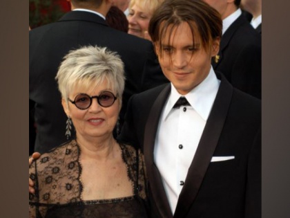 Johnny Depp 'abandoned' by mother as teen | Johnny Depp 'abandoned' by mother as teen