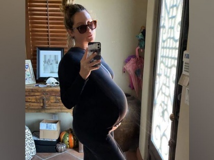 Ashley Tisdale says she has 'never felt pain' like pregnancy plantar fasciitis | Ashley Tisdale says she has 'never felt pain' like pregnancy plantar fasciitis