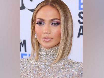 Jennifer Lopez turns beauty mogul with launch of 'JLo Beauty' | Jennifer Lopez turns beauty mogul with launch of 'JLo Beauty'