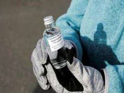 Lucknow Mayor seeks inquiry into procurement of masks and sanitisers by civic body | Lucknow Mayor seeks inquiry into procurement of masks and sanitisers by civic body Lucknow Mayor seeks inquiry into procurement of masks and sanitisers by civic body | Lucknow Mayor seeks inquiry into procurement of masks and sanitisers by civic body