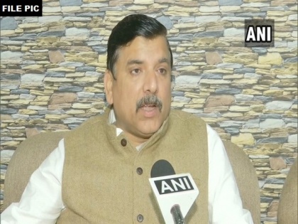 Sanjay Singh sending 33 stranded migrants to Patna with flight tickets from MP quota | Sanjay Singh sending 33 stranded migrants to Patna with flight tickets from MP quota