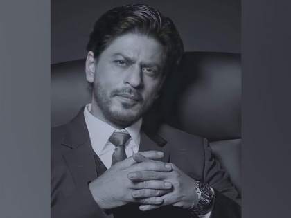 Shah Rukh Khan expresses gratitude to cast, makers of 'Chak De! India' | Shah Rukh Khan expresses gratitude to cast, makers of 'Chak De! India'