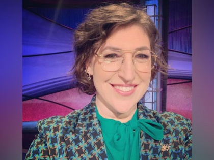 Mayim Bialik shares she felt 'different' while growing up in Hollywood | Mayim Bialik shares she felt 'different' while growing up in Hollywood