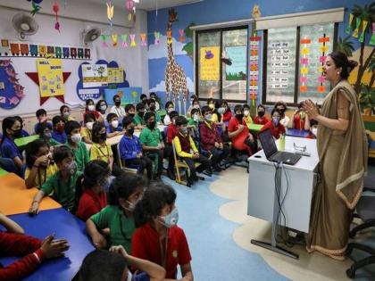 Notice to 38 private schools in Punjab for demanding fees during lockdown | Notice to 38 private schools in Punjab for demanding fees during lockdown Notice to 38 private schools in Punjab for demanding fees during lockdown | Notice to 38 private schools in Punjab for demanding fees during lockdown