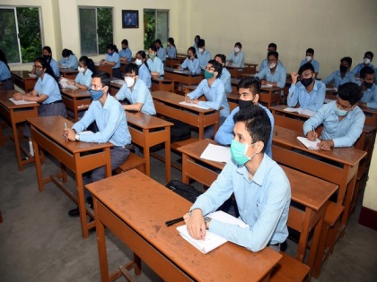 Students overwhelmed as Odisha govt resumes physical classes for standard 8 | Students overwhelmed as Odisha govt resumes physical classes for standard 8