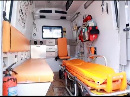 Ambulances with oxygen supply, ICU-trained staff deployed for COVID-19 patients in home isolation in Kerala's Alappuzha | Ambulances with oxygen supply, ICU-trained staff deployed for COVID-19 patients in home isolation in Kerala's Alappuzha