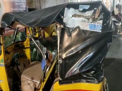 1 killed, 4 injured in hit-and-run case in Hyderabad | 1 killed, 4 injured in hit-and-run case in Hyderabad