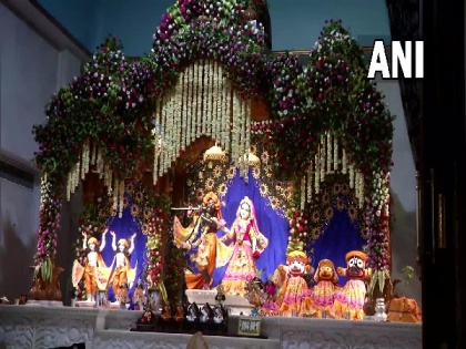 Devotees celebrate Krishna Janmashtami across country | Devotees celebrate Krishna Janmashtami across country