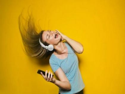 Music combined with auditory beat stimulation can reduce anxiety: Study | Music combined with auditory beat stimulation can reduce anxiety: Study