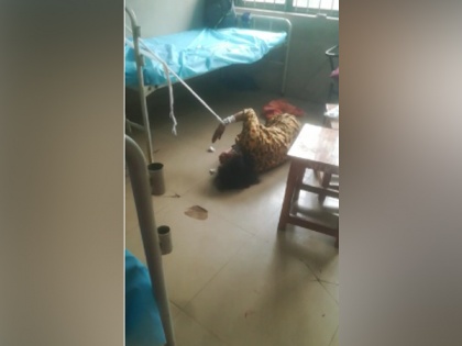 Elderly COVID-19 patient tied to bed at hospital, Cong MP demands Kerala Health Min should order enquiry | Elderly COVID-19 patient tied to bed at hospital, Cong MP demands Kerala Health Min should order enquiry