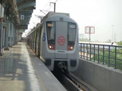 Delhi unlock: Metro commute begins, traders resume work in markets | Delhi unlock: Metro commute begins, traders resume work in markets