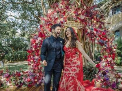 Shibani Dandekar edits her name on social media after marriage to Farhan Akhtar | Shibani Dandekar edits her name on social media after marriage to Farhan Akhtar