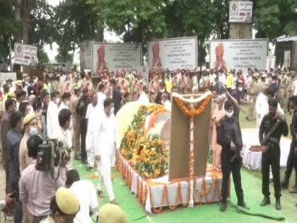 Former UP CM Kalyan Singh laid to rest with full state honours at UP's Narora | Former UP CM Kalyan Singh laid to rest with full state honours at UP's Narora