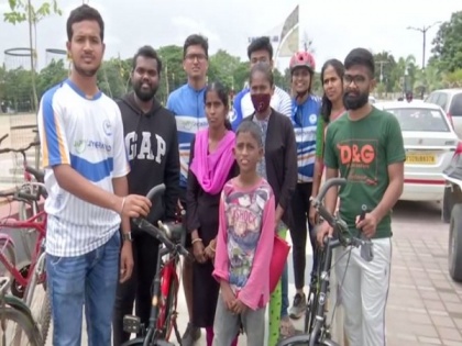 Hyderabad-based organisation collects pre-used cycles, repairs and donates them to the needy | Hyderabad-based organisation collects pre-used cycles, repairs and donates them to the needy