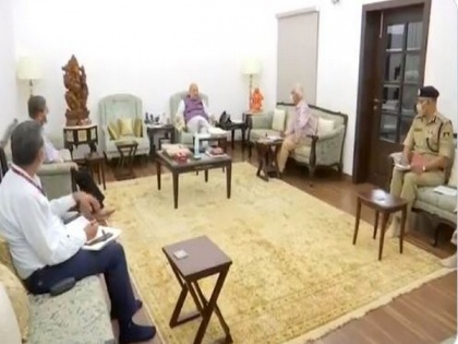 Shah holds meeting with senior officials on Bijapur encounter | Shah holds meeting with senior officials on Bijapur encounter
