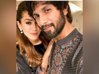 Mira Rajput in 'revenge mode' after husband Shahid Kapoor caught her off guard on camera | Mira Rajput in 'revenge mode' after husband Shahid Kapoor caught her off guard on camera