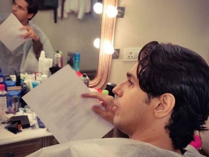Siddharth Malhotra resumes shooting for 'Shershaah', shares pictures from sets | Siddharth Malhotra resumes shooting for 'Shershaah', shares pictures from sets
