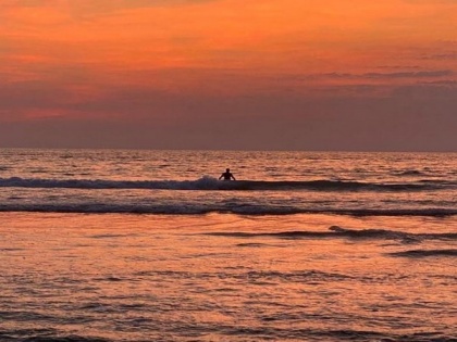 Sidharth Malhotra shares picturesque beach view: 'Son of a beach' | Sidharth Malhotra shares picturesque beach view: 'Son of a beach'