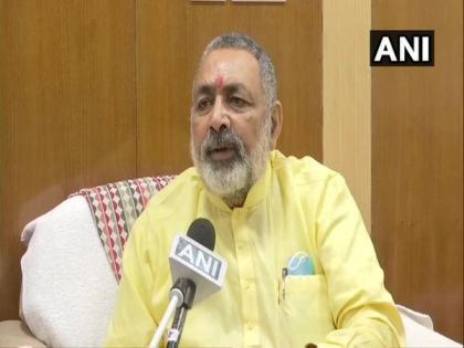 You will continue to remain BJP leader in future as well: Giriraj Singh to Sushil Modi | You will continue to remain BJP leader in future as well: Giriraj Singh to Sushil Modi You will continue to remain BJP leader in future as well: Giriraj Singh to Sushil Modi | You will continue to remain BJP leader in future as well: Giriraj Singh to Sushil Modi