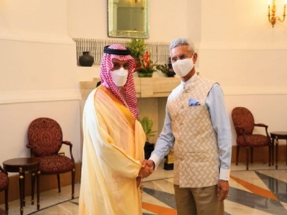 Jaishankar holds discussions on Afghanistan, Indo-Pacific with Saudi FM | Jaishankar holds discussions on Afghanistan, Indo-Pacific with Saudi FM